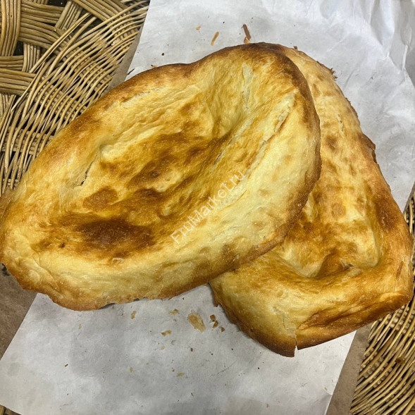 Свежая лепешка азербайджанская из тандыра 450 г